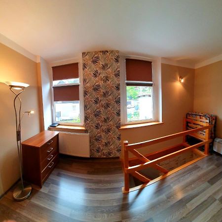 斯克拉斯卡波伦巴Apartament Partyzantow公寓 外观 照片